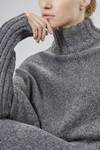 abito lungo e ampio in maglia di lana vergine, mohair e poliammide - FORME D' EXPRESSION 