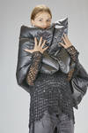 'sculpture' down-filled synthetic leather cape - JUNYA WATANABE 