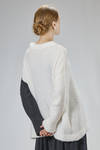 long and wide sweater in bicolored cashmere and silk bouclé knit - LUSSI 