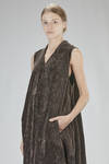 long, wide, and asymmetric dress in washed and creased cotton velvet with thin vertical stripes, lined with printed silk and elastane - ZIGGY CHEN 