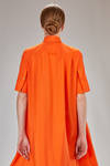 'sculpture' shirt dress in nylon satin - MELITTA BAUMEISTER 