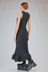 long and lean 'sculpture' dress in cotton, polyamide and polyurethane bubbles jearsey - MELITTA BAUMEISTER 