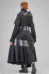 abito-cappotto 'sculpture' in melton di lana, cachemire e in simil pelle di resina poliuretanica - JUNYA WATANABE 
