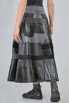 gonna 'sculpture' a ruota in denim stone wash di cotone e ritagli in eco-pelle - JUNYA WATANABE 