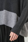 maglia ampia, al fianco, in maglia di cachemire e seta bicolore - LUSSI 