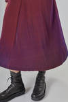 longuette 'sculpture' dress in polyester pleats hand dyed with iridescent effect - MELITTA BAUMEISTER 