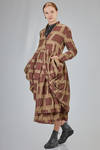 long jacket in melange washed  cotton and linen canvas with big gauzed square motif - ALEKSANDR MANAMIS 