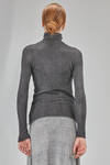 turtleneck t-shirt in cashmere, silk and polyester - AVANT TOI 