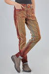 pantalone a jeans 'cinque' tasche, asciutto, in denim 'fioccato' di cotone, viscosa e elastan - HIGH 