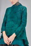 maglia lunga e ampia in seta cruda francese e in nuno-feltro fatto e tinto a mano di lana merino extra fine e seta toussah - AGOSTINA ZWILLING 