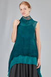 maglia lunga e ampia in seta cruda francese e in nuno-feltro fatto e tinto a mano di lana merino extra fine e seta toussah - AGOSTINA ZWILLING 