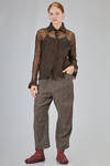 hip-lenght shirt in hand made and hand dyed nuno-felt in raw silk and natural Tiroler Bergschaf - AGOSTINA ZWILLING 