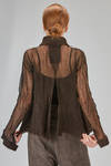 hip-lenght shirt in hand made and hand dyed nuno-felt in raw silk and natural Tiroler Bergschaf - AGOSTINA ZWILLING 
