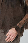 hip-lenght shirt in hand made and hand dyed nuno-felt in raw silk and natural Tiroler Bergschaf - AGOSTINA ZWILLING 