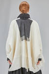 long and wide jacket in hand made and hand dyed nuno-felt in wool and silk - AGOSTINA ZWILLING 