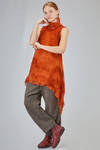 long and wide sweater, in hand made and hand dyed nuno-felt in extra-fine merinos wool and silk - AGOSTINA ZWILLING 