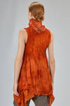 long and wide sweater, in hand made and hand dyed nuno-felt in extra-fine merinos wool and silk - AGOSTINA ZWILLING 