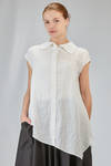 camicia lunga, ampia e asimmetrica in tela fiammata di lino lavato - FORME D' EXPRESSION 