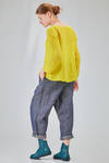 hip-lenght top, wide, in light washed linen crêpe - MANUELLE GUIBAL 