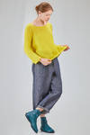 hip-lenght top, wide, in light washed linen crêpe - MANUELLE GUIBAL 