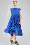 longuette dress, wide, in washed silk crêpe de chine, half slip in ramie - MANUELLE GUIBAL 