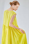 longuette dress, wide, in washed silk crêpe de chine, half slip in ramie - MANUELLE GUIBAL 