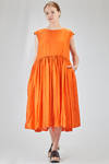 longuette dress, wide, in washed silk crêpe de chine, half slip in ramie - MANUELLE GUIBAL 