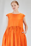 longuette dress, wide, in washed silk crêpe de chine, half slip in ramie - MANUELLE GUIBAL 