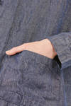 giacca al fianco, ampia, in denim cangiante di lino lavato - MANUELLE GUIBAL 