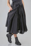 pleated skirt, under the knee, in washed glittery cotton voile - RUNDHOLZ 