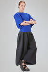 hip-lenght t-shirt, wide and narrower at the bottom, in elastic recycled polyester and nylon knit - CFCL 