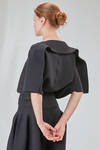 hip-lenght t-shirt, wide and narrower at the bottom, in elastic recycled polyester and nylon knit - CFCL 