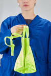 cubic shopper bag in crinkled cotton satin with metal core - ZILLA 