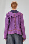 blouson al fianco, ampio, in denim di cotone sovratinto e 'macchiato' - KIMONORAIN 