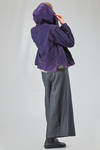 blouson al fianco, ampio, in denim di cotone sovratinto e 'macchiato' - KIMONORAIN 