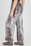cargo-style trousers in printed silk and elastane twill - AVANT TOI 