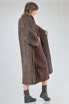 cappotto lungo e over, in maglia lavorata a pelliccia pettinata di lana, mohair, nylon, yak ed elastan - BOBOUTIC 