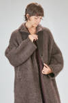 cappotto lungo e over, in maglia lavorata a pelliccia pettinata di lana, mohair, nylon, yak ed elastan - BOBOUTIC 