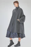 cappotto sotto al ginocchio, ampio, in maglia double di lana, yak, nylon e elastan melange - BOBOUTIC 
