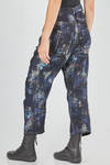 pantalone 5 tasche in denim brillante di cotone e poliestere con stampa paisley - FORME D' EXPRESSION 