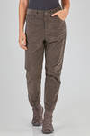 pantalone con gamba conformata in velluto a costine sottili verticali di cotone ed elastan - KRISTENSEN DU NORD 