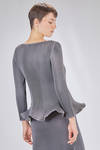 hip-length 'sculpture' top, fitted line, in vertically pleated polyester plissé - MELITTA BAUMEISTER 