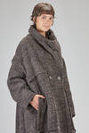 long and oversize coat, in pepper and salt wool, acrylic, polyamide and polyester bouclé - RUNDHOLZ 