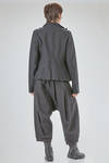 giacca al fianco, lievemente sfiancata, in twill di lino e lana - RUNDHOLZ 