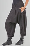 short and wide trousers in linen and wool twill - RUNDHOLZ 