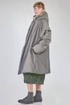 over the knee coat, wide and flared, in iridescent padded polyester satin - SHU MORIYAMA 