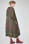 long, wide and flared dress in horizontal polyester froissé - SHU MORIYAMA 