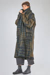 cappotto lungo e ampio in feltro di lana tutto sfumato con tecnica shibori tie and dye - MAISON MIEKO 