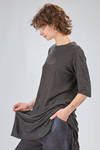 long and wide t-shirt of flamed overdyed linen and cotton jersey - ATELIER SUPPAN 