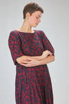 longuette dress, loose and fitted at the waist, made of silk and linen knit with melange floral inlays - BOBOUTIC 